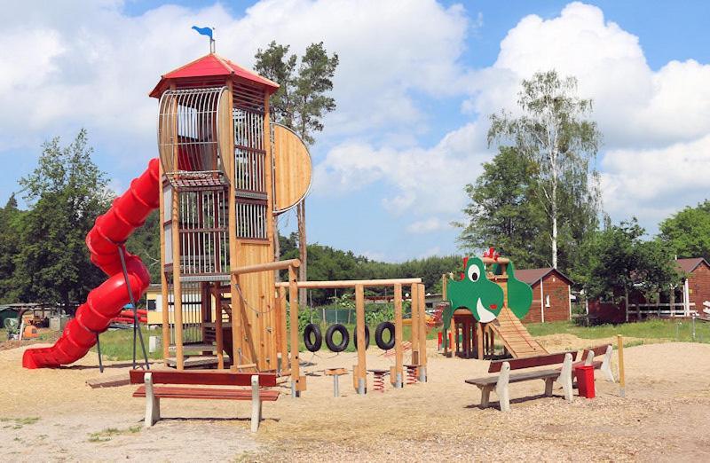 Ferien-& Erlebnispark Ploetzky Schonebeck  Exterior photo