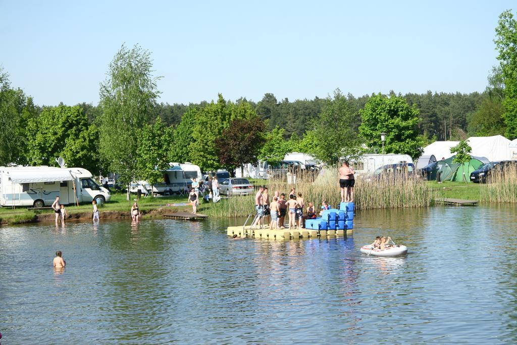Ferien-& Erlebnispark Ploetzky Schonebeck  Exterior photo